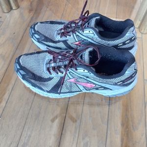 SALE Brooks Adrenaline Gray Men's running shoes sz 10